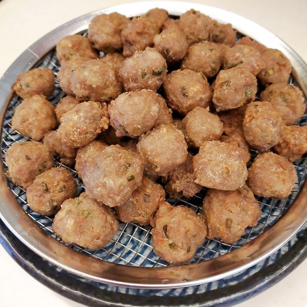 炸肉丸子 : 蔡慧真一起做