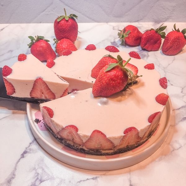 草莓生乳酪蛋糕 : Vicky一起做