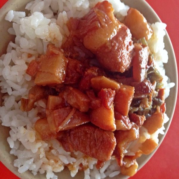 肉燥飯：正大尾 一起做