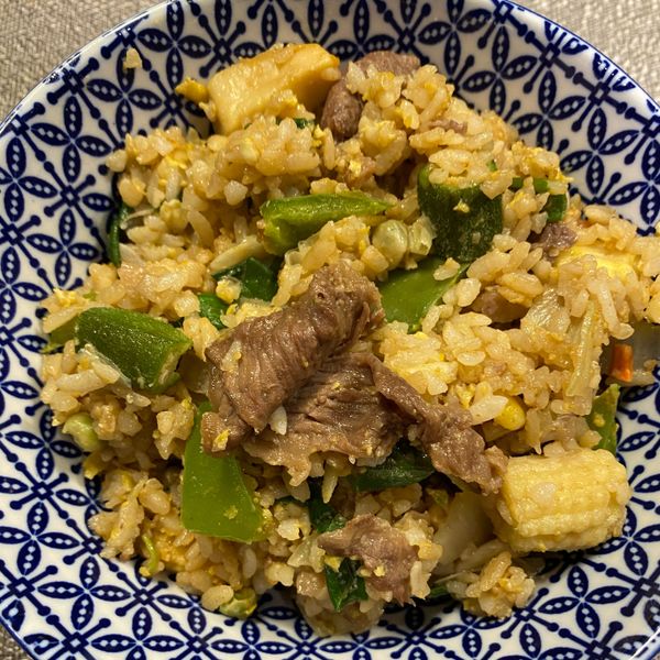 牛肉炒飯：Friday happy 一起做