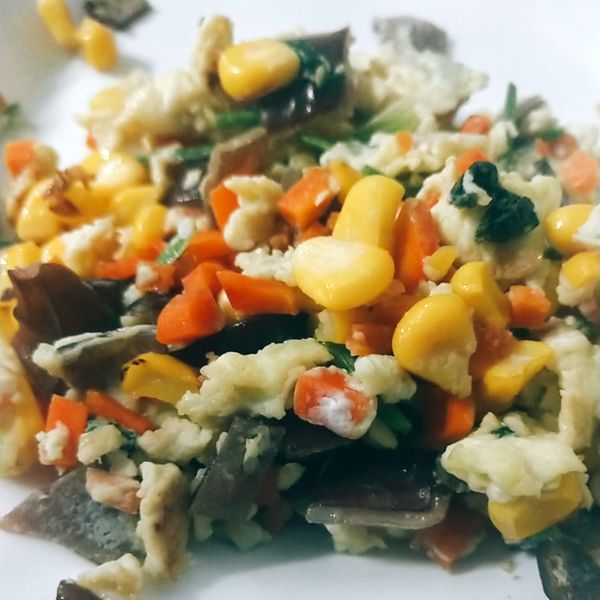 蛋炒玉米粒 : Yu-chen Ye一起做