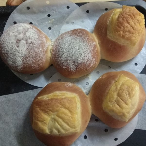 超鬆軟好吃的牛奶麵包:吳婉禎 一起做