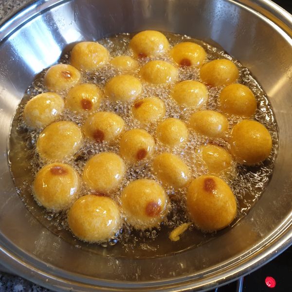 undefined：Ariel Chen 一起做