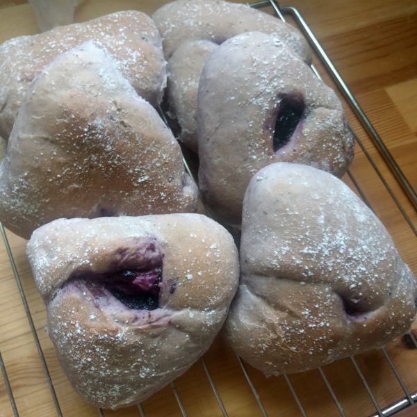 藍苺藏心麵包：sabdra 一起做