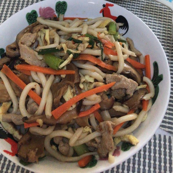 什錦炒烏龍麵 : Emily Tong一起做