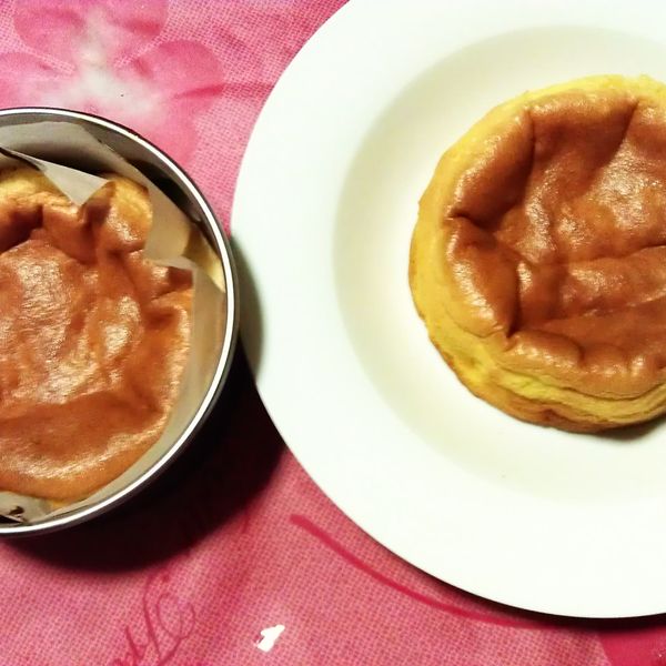 半熟蜂蜜凹蛋糕--[無油配方]：Marina Chu 一起做