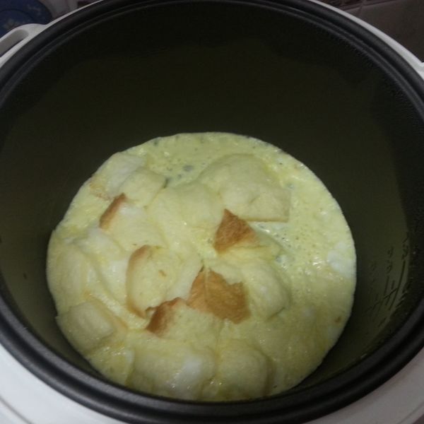 樂媽的電子鍋麵包布丁：Dogs lover 一起做