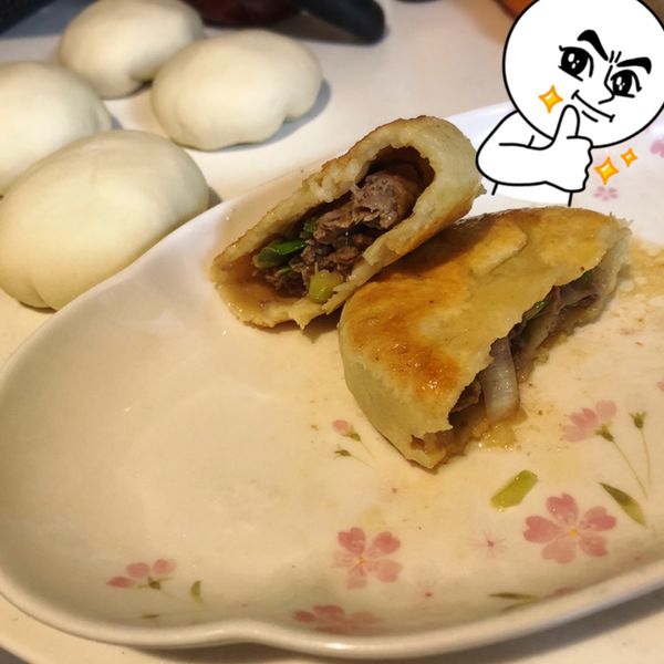 灌湯牛肉餡餅：Cjusen 一起做