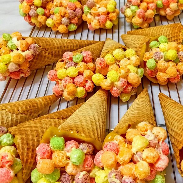 超人媽媽的棉花糖彩球甜筒 : Yu Tsang一起做