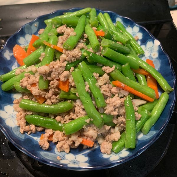 肉末炒四季豆 : 賴皮一起做