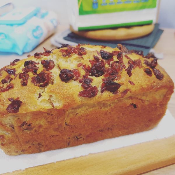 香蕉核果蜂蜜磅蛋糕（清冰箱點心） : Vivi Chiu一起做