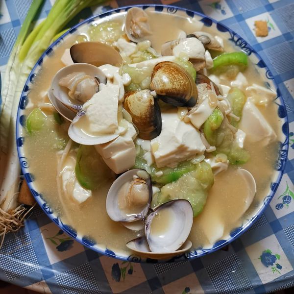 家常菜-絲瓜蛤蜊：Alberta Ding 一起做