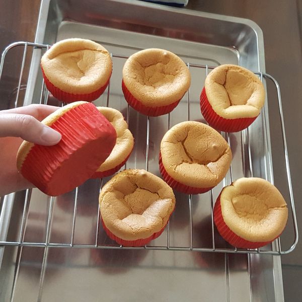 法芙娜可可戚風大杯子蛋糕（燙麵法） : 言士寸一起做