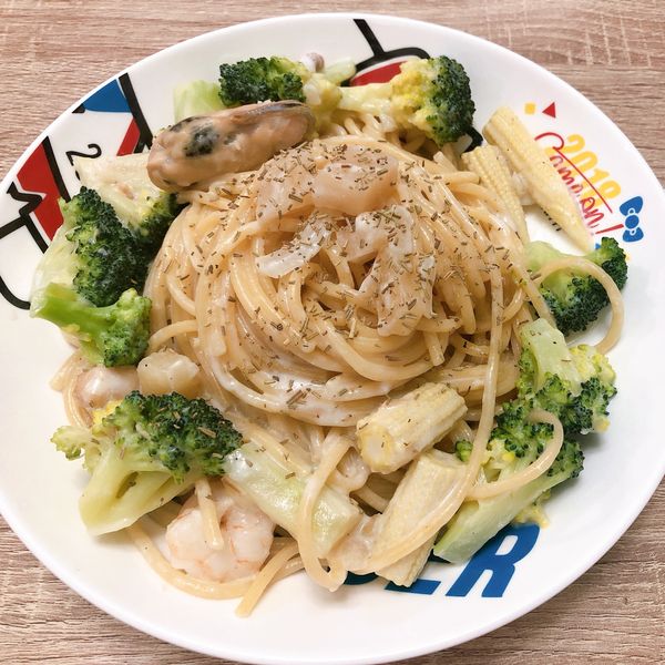 白醬海鮮義大利麵 : 賴敏兒一起做