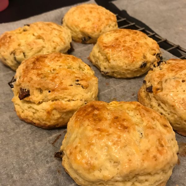 超簡單又美味鬆軟的司康（Video) : Yi Jung Wu一起做