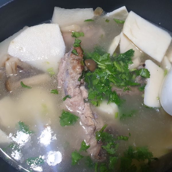 竹筍排骨湯 : Debby Lulu一起做