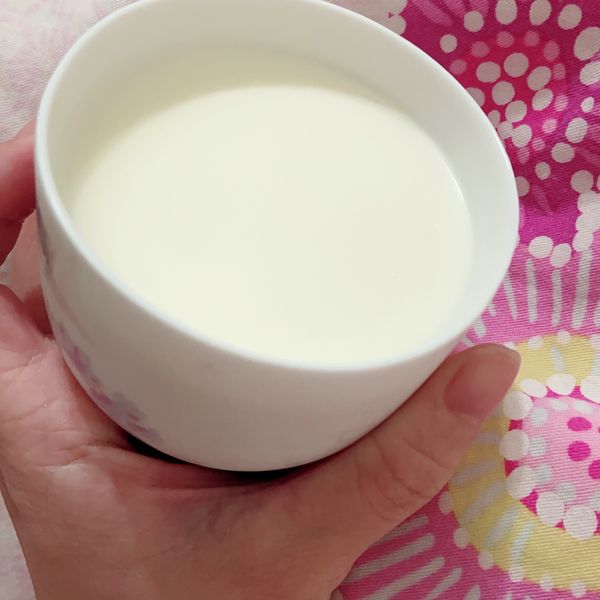 香濃鮮奶酪。只要4種材料 : Hachi Ko一起做