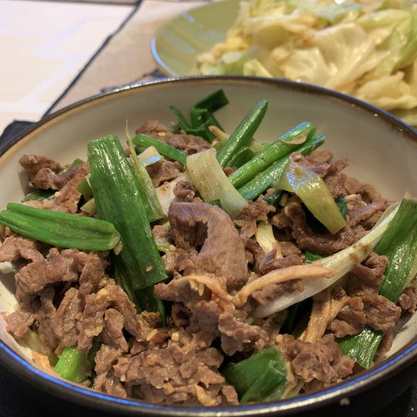 蔥爆牛肉【5分鐘料理】 : 游蓉~一起做