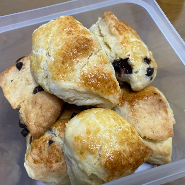 蔓越莓鮮奶油司康：施雅薺 一起做