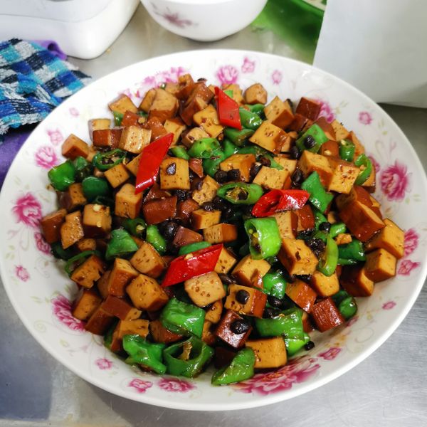 青龍炒豆干 : 芳馨一起做