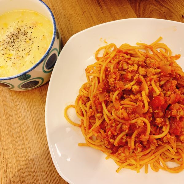 番茄肉醬義大利麵基礎紅醬的簡單料理 : Tina Wang一起做