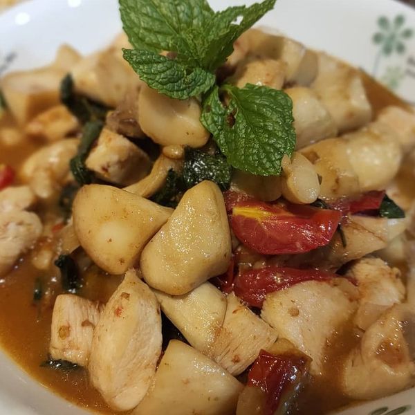 泰式打拋杏鮑雞丁:Jamie Chiam 一起做