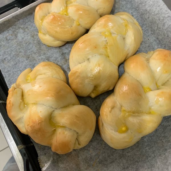 海鹽辮子麵包by戀戀家 : Lo Yao Chang一起做