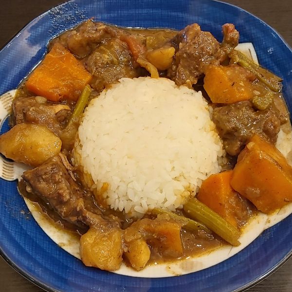 紅酒燉牛肉 : 胡搞蝦搞一起做