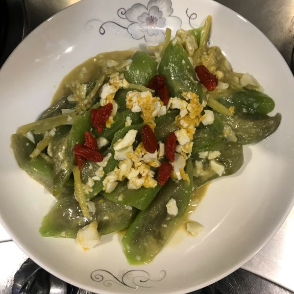 鹹蛋絲瓜 : evacheng1491一起做