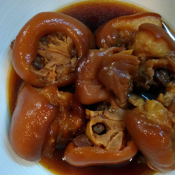 冰糖滷豬腳(電鍋版)：Daphne Kuo 一起做