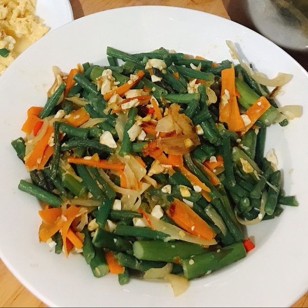 笨蛋也會的極簡單金沙四季豆 : Laura一起做