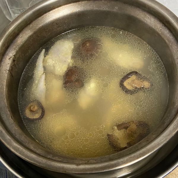 蒜頭雞湯 : 本本一起做