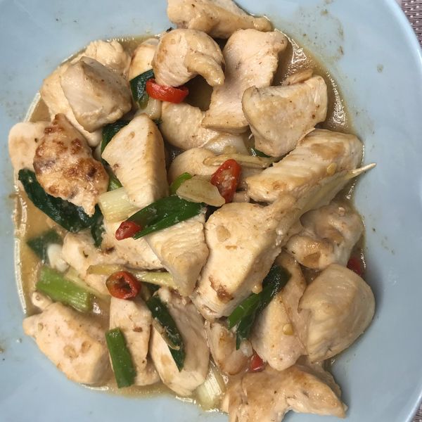 蔥爆雞丁 : 予兒一起做