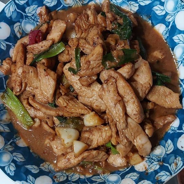 蔥爆雞柳：Zhi Yu Li 一起做