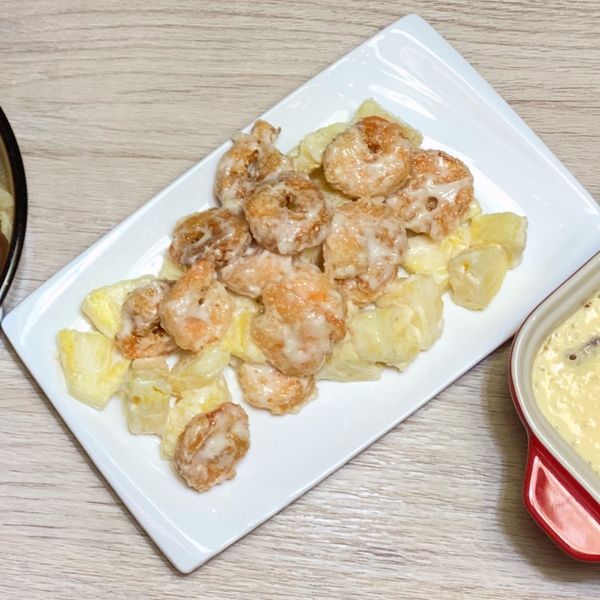 簡易阿基師版之鳳梨蝦球：cindy 一起做