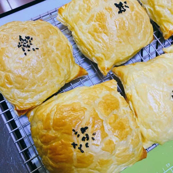 起酥肉鬆麵包-用製麵包機：Yi Yun Wang 一起做