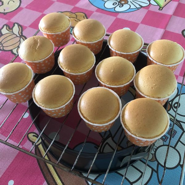 撞牆n次的戚風杯子蛋糕（附失敗案例分析）：Shren Laverna 一起做