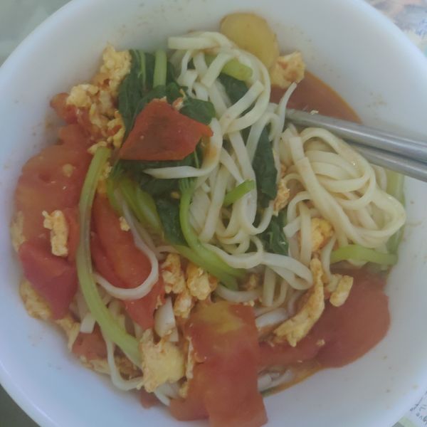 番茄雞蛋麵 : monica一起做