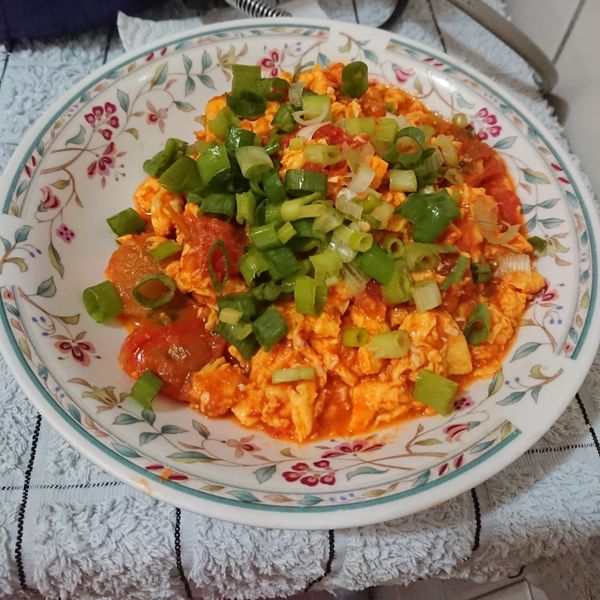 三種食材《蕃茄炒蛋》香噴噴的呦🍅🍅 : Alyssa一起做