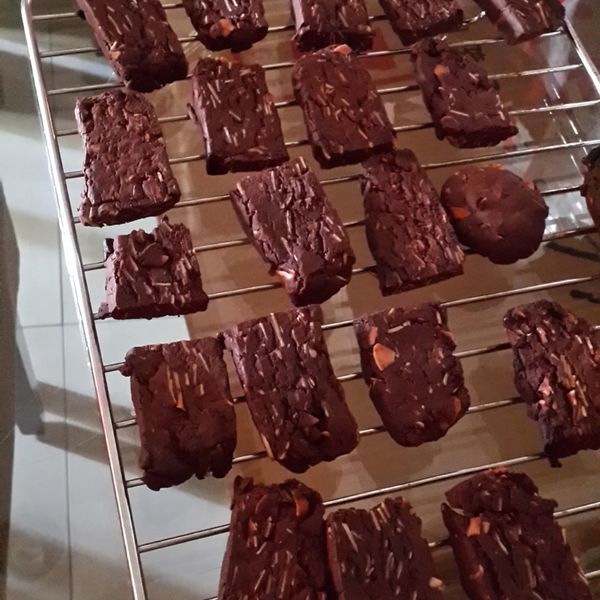 [7 Bakery] 巧克力核桃奶酥餅乾 : 薛小雞一起做