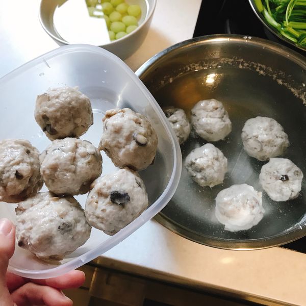 香菇貢丸 : Yiwen  Lin一起做