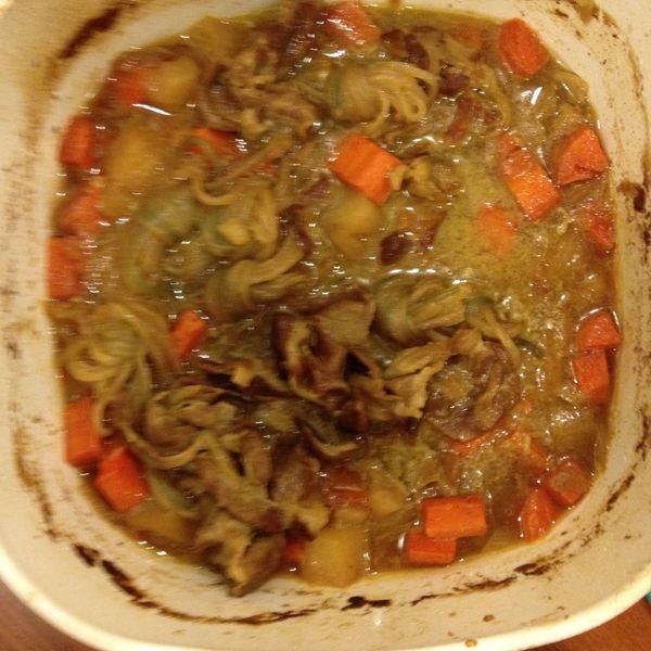 【妮小娜隨性煮】馬鈴薯燉肉 : Aliceytlin一起做