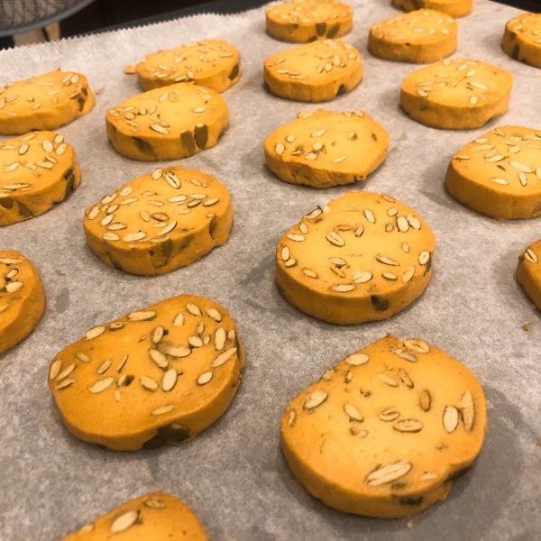 undefined：呂家妤 一起做