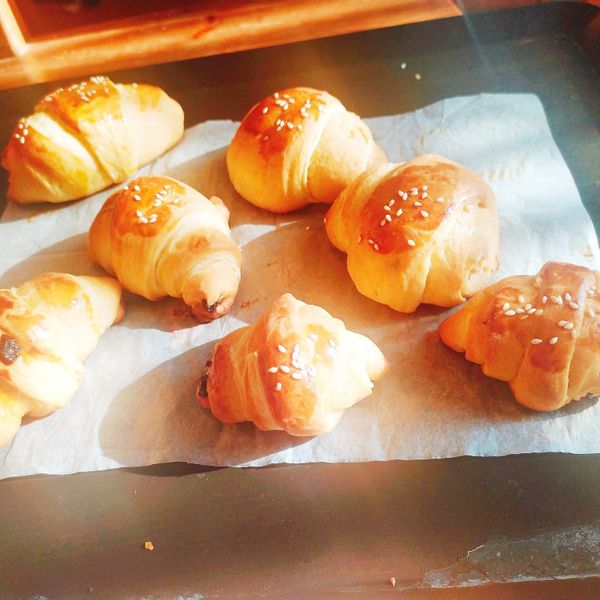 可頌起酥牛角麵包：Annie  Wang 一起做