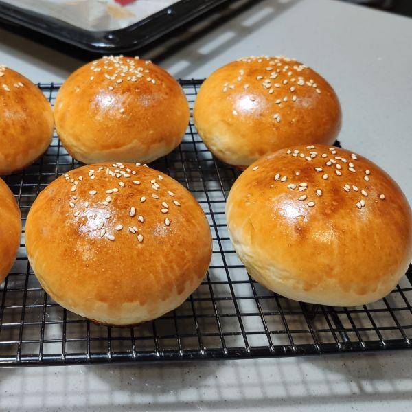 自家製漢堡麵包 : 張淑雅一起做