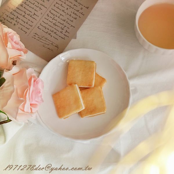 白色戀人餅乾 : YI一起做