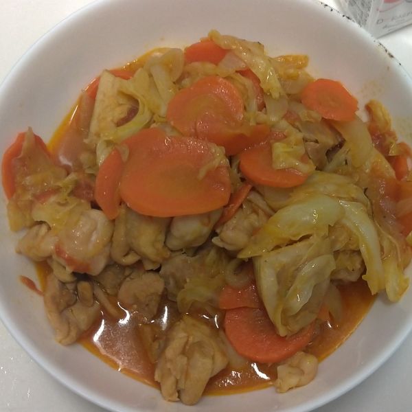 茄汁高麗菜燉雞：鄭又寧 一起做