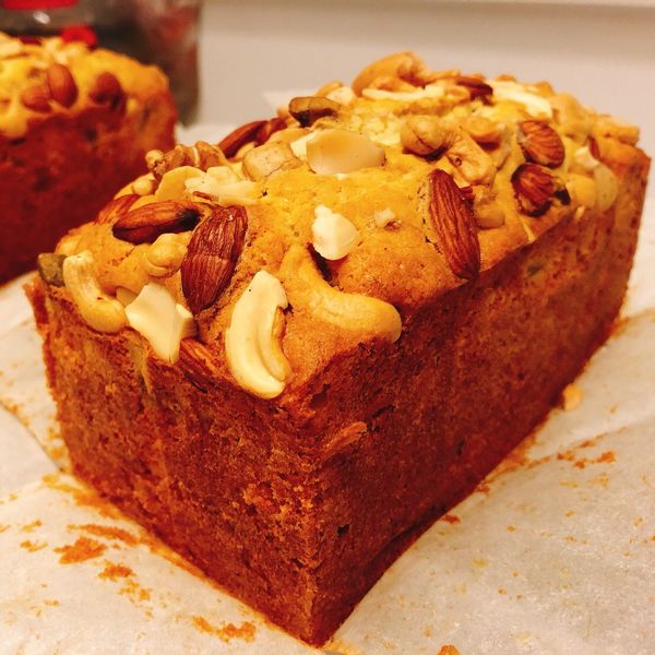 香蕉核果蜂蜜磅蛋糕（清冰箱點心）：Pearl 一起做