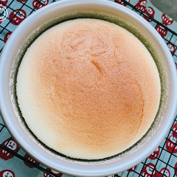 日式輕乳酪蛋糕【烤箱料理】：Tong 一起做