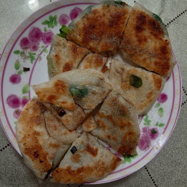 蔥油餅 : 瑋婷兒一起做